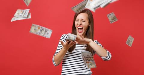 7 Ways to Save Money Shopping Online (Every Single Time)